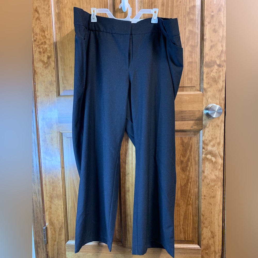 Women’s INC 22W Plus curvy regular mid rise boot leg casual black dress pants